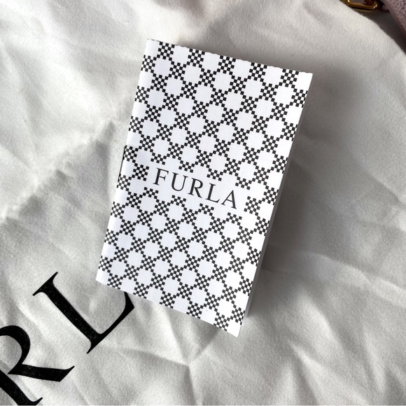 Furla pink crossbody bag with strap - Picture 10 of 13